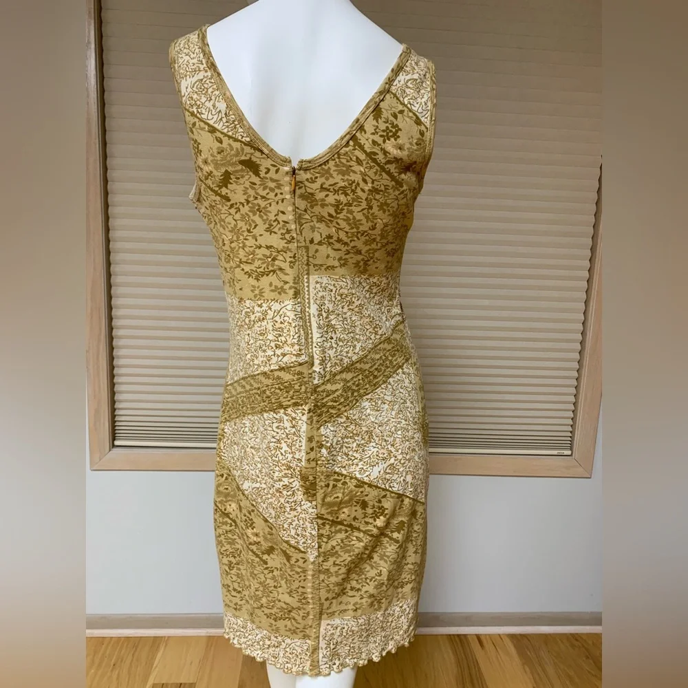 Nikky Mosaic dress with sequin and beaded patch patterns. Size M. - Picture 2 of 9